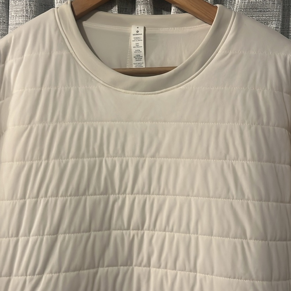 Lululemon dynamic movement crew size 4 - Picture 2 of 9